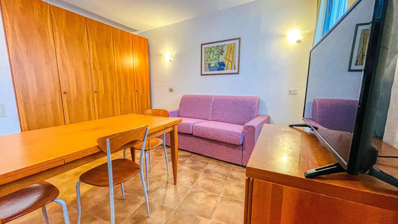 Appartamento Smith Erbaluce - Affitti Brevi Italia Бардонеккия Экстерьер фото