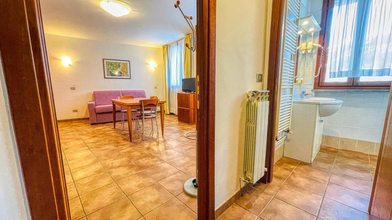 Appartamento Smith Erbaluce - Affitti Brevi Italia Бардонеккия Экстерьер фото